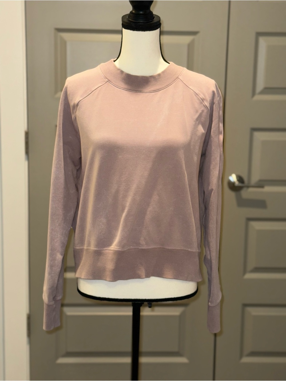 lululemon athletica Light Mauve Crewneck Sweatshirt